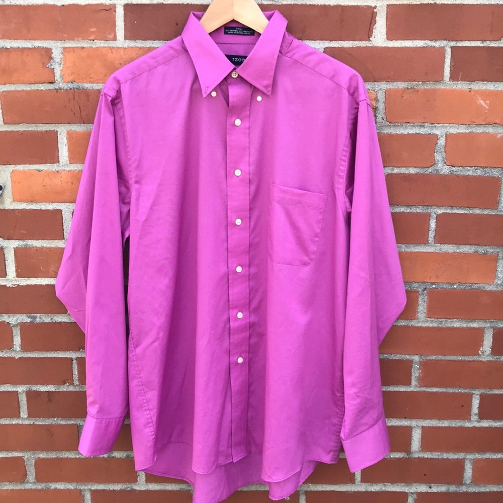 IZOD Dress Shirt. Regular Fit.